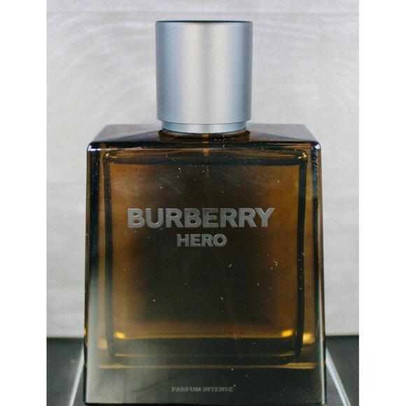 Burberry HERO Parfum INTENSE 3.3 Fl. Oz/100ml Brand new Tester Never Sprayed NIB - Picture 2 of 5
